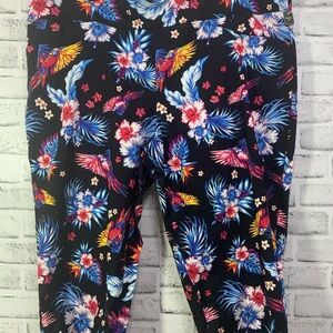 Terra & Sky  Capri - Black with Multicolor Floral